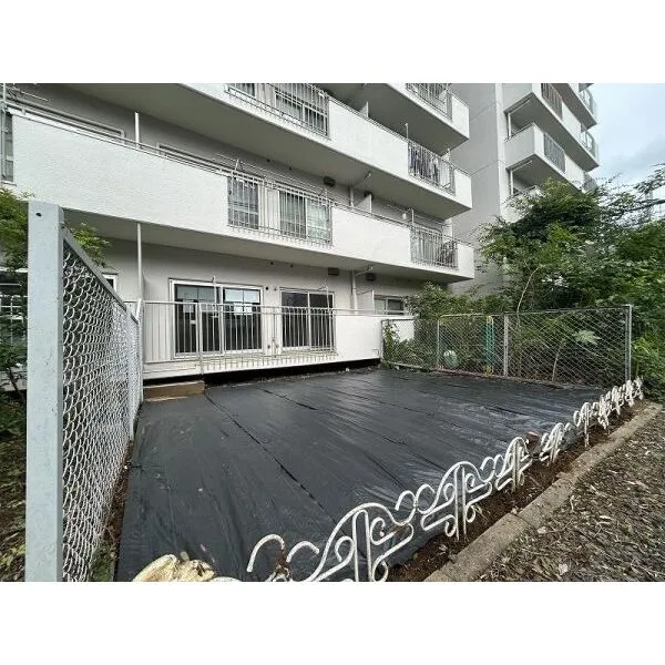 蓮根スカイマンシヨン 専用庭つき住戸