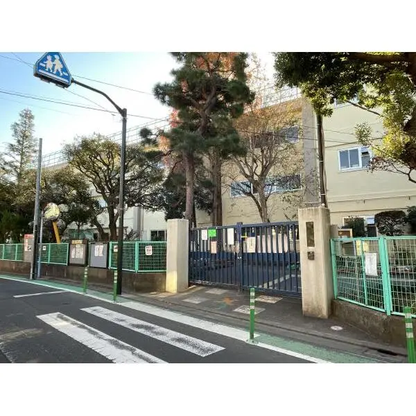 杉並区永福２丁目 杉並区立永福小学校（小学校）まで約290m（徒歩4分）
