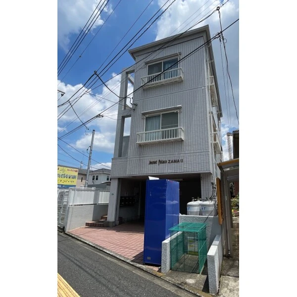 ジュネパレス座間１３ 外観