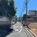 相模原市南区上鶴間３丁目 A区画側から見た前面道路