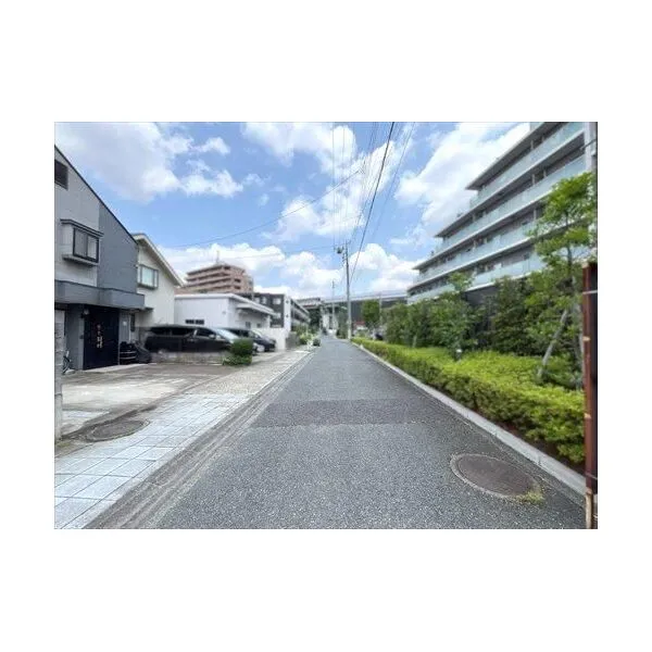 世田谷区瀬田5丁目 前面道路(2026年6月撮影)