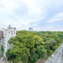 アルナス駒込六義園 六義園が望める南西向きのバルコニー（眺望は永続的に保証されるものではございません）