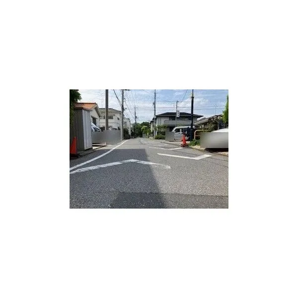 足立区神明３丁目 前面道路