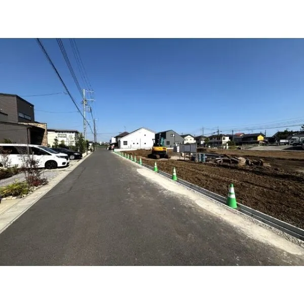 市川市国分7丁目 本物件部分+前面道路