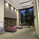 ソライエシティ　ザ・パーク 2層吹き抜けで高級感あふれるエントランスロビー。