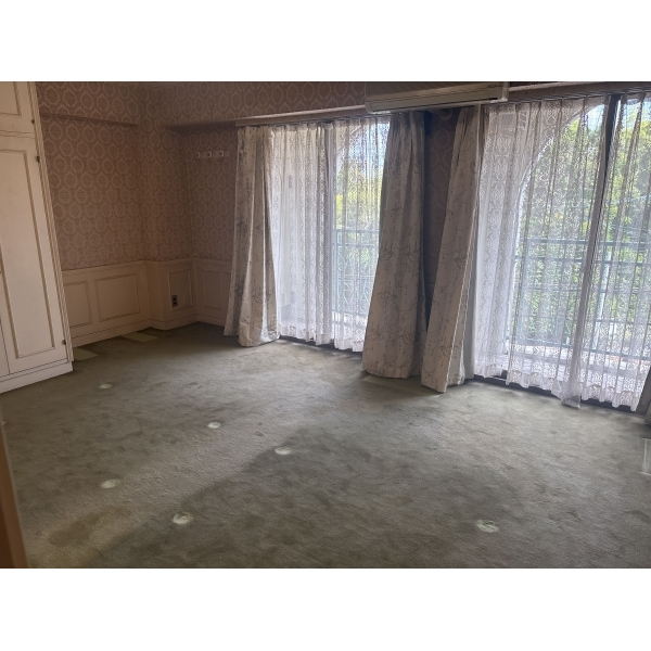 ベルシャトー南山 家具・調度品は価格に含まれません