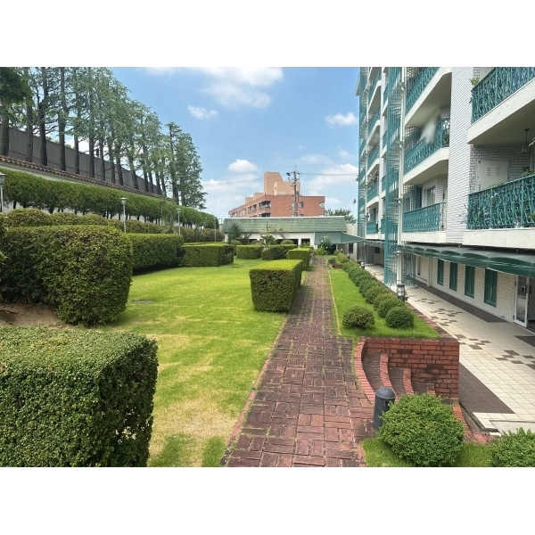 ベルシャトー南山 共用部