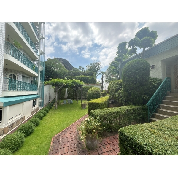 ベルシャトー南山 共用部