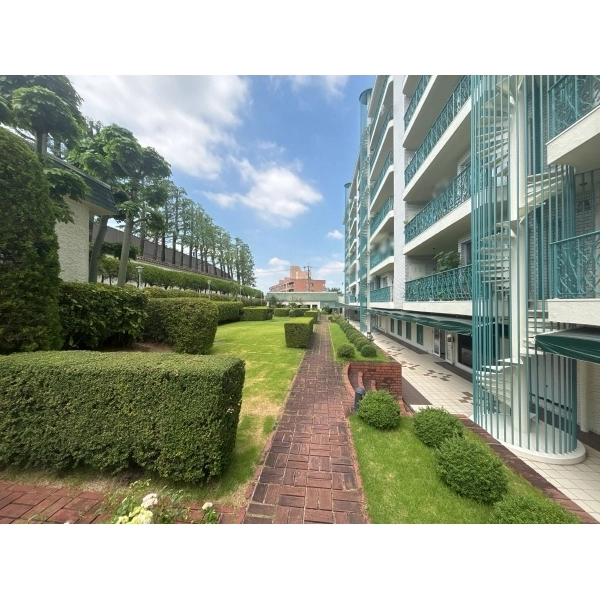 ベルシャトー南山 共用部