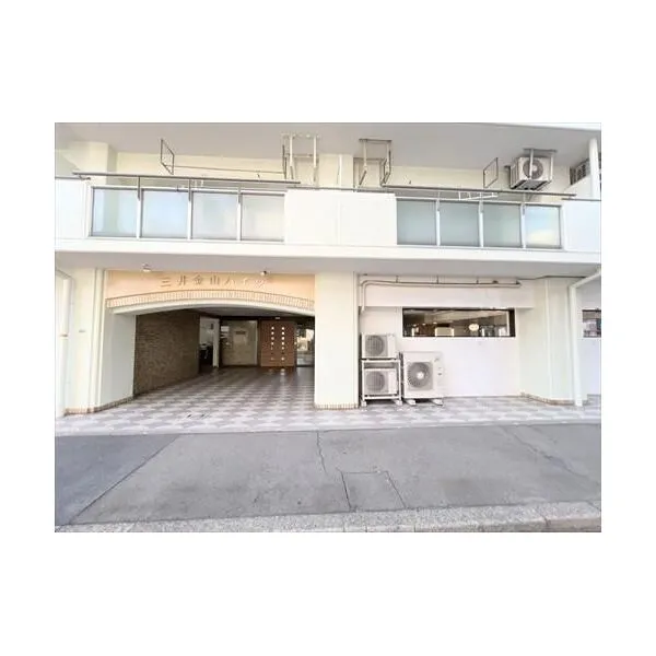 三井金山ハイツ エントランス1