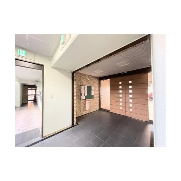 三井金山ハイツ エントランス3