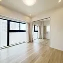 デュオ・スカーラ品川中延 【リビング】東・南・西の三方角住戸につき、採光・通風に優れた住空間です。