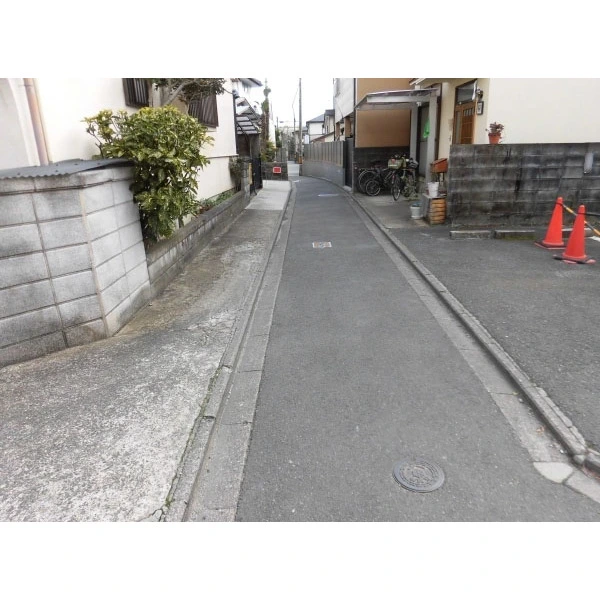 京都市左京区下鴨蓼倉町 東側道路