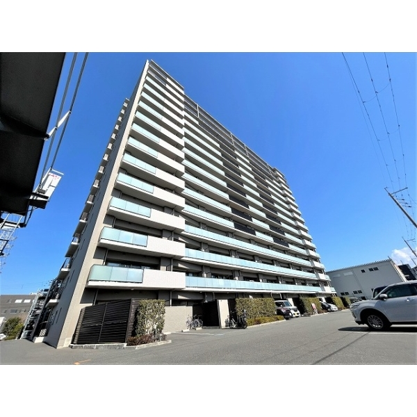 プレイズ新金岡 外観