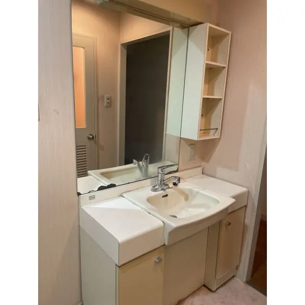 東砂三丁目ハイツ６号棟 洗面室