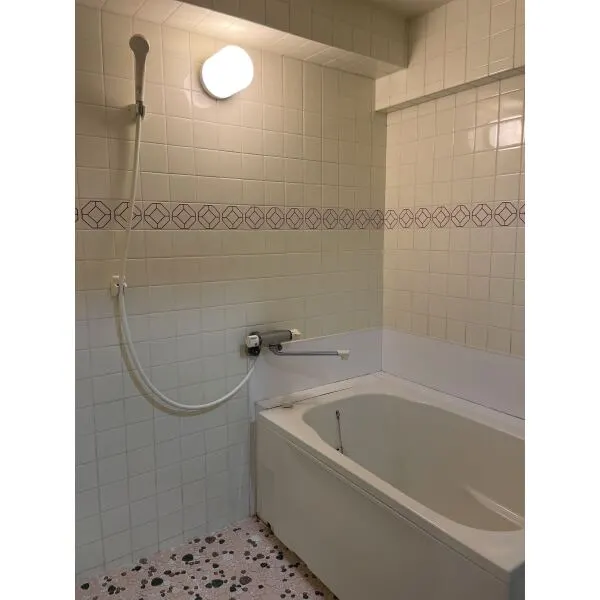 東砂三丁目ハイツ６号棟 浴室