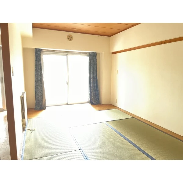 東砂三丁目ハイツ６号棟 和室※家具・調度品は売買価格に含まれません。