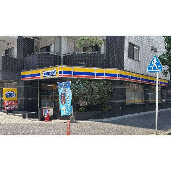 トーシンフェニックス新横濱イクシール ◆ミニストップ新横浜1丁目店（コンビニ）まで約150m（徒歩2分）