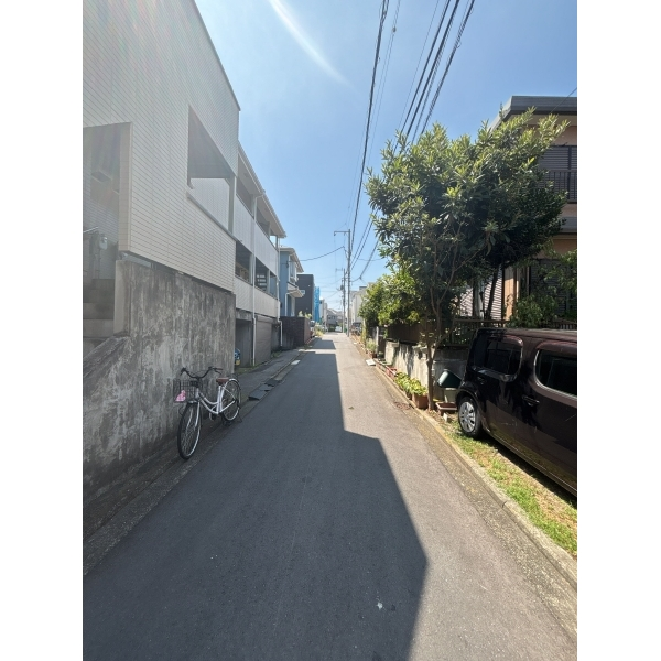 横浜市鶴見区上末吉５丁目 前面道路