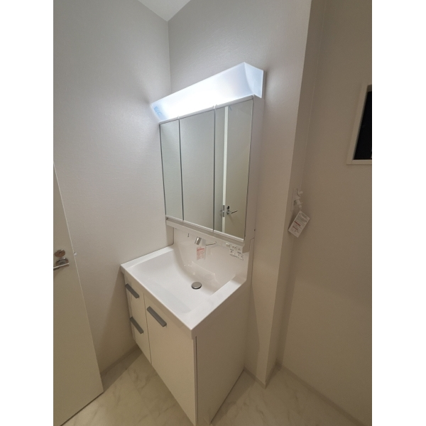 横浜市鶴見区上末吉５丁目 洗面室