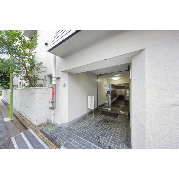 経堂コンド エントランス