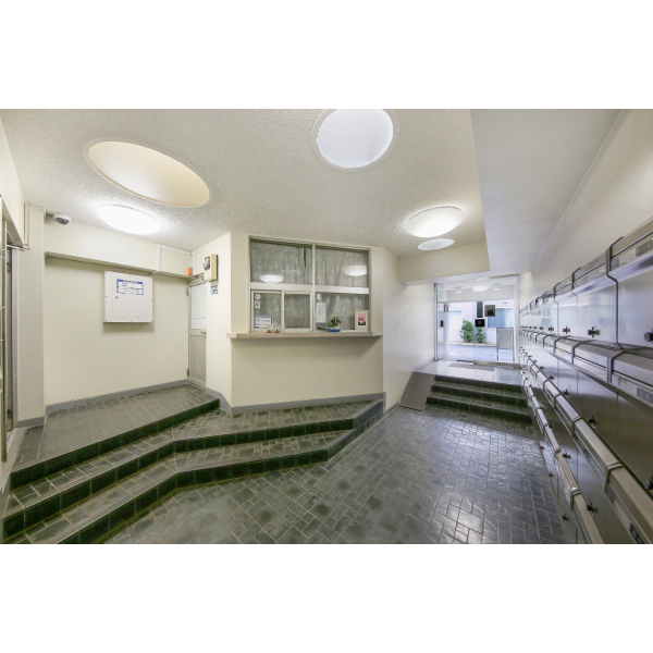 経堂コンド エントランス