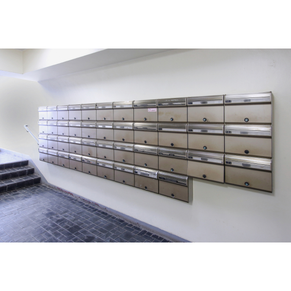 経堂コンド メールボックス