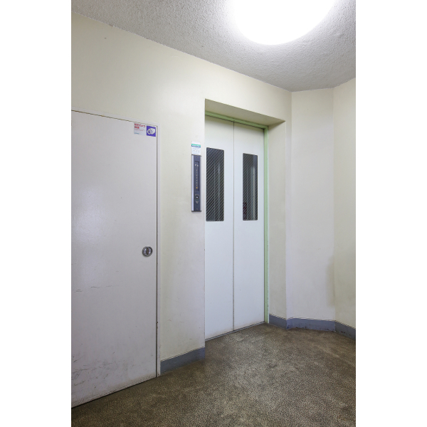 経堂コンド エレベーター