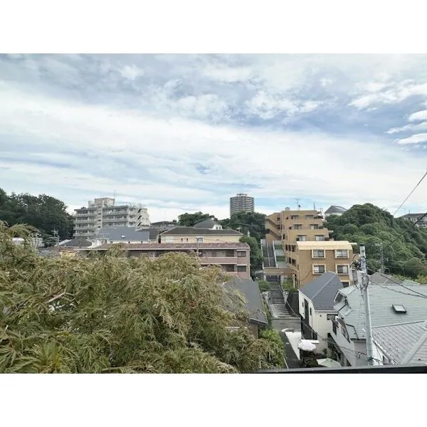 横浜市港北区綱島台 【眺望】晴れた日には、お部屋内から富士山が望めます♪