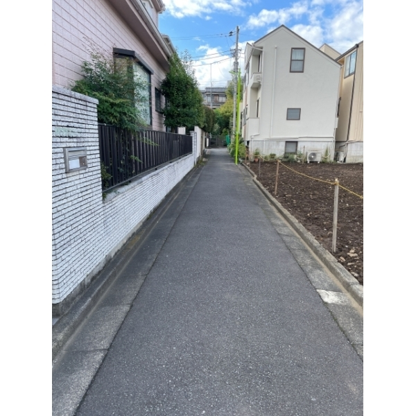 世田谷区奥沢１丁目 南側通路