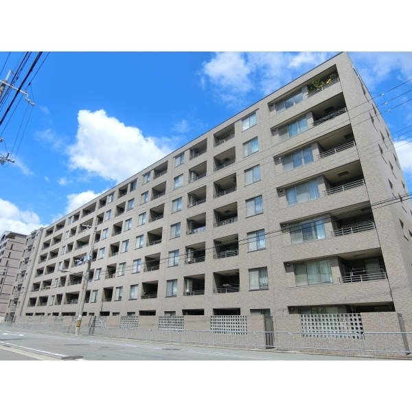 サーパスシティ西院日照町 外観
