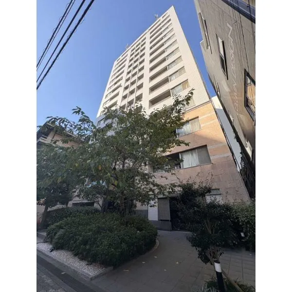メゾンドール南船場 外観