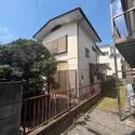 さいたま市浦和区木崎５丁目 現地（古家あり）：写真中央