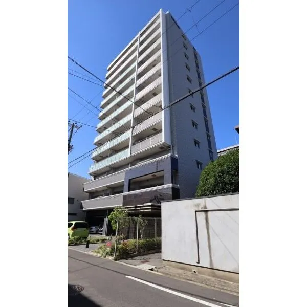 エスリード北田辺駅前 ２０１９年１月築です。