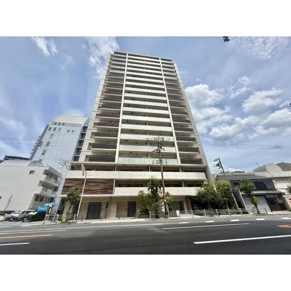 プレミスト靱本町 建物外観写真