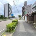 名古屋市昭和区藤成通１丁目 前面道路（２０２６年７月撮影）