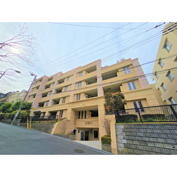 グランシティ鷺沼 外観