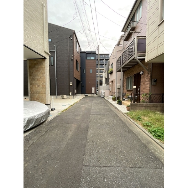 川崎市中原区丸子通１丁目 閑静な住宅街です。