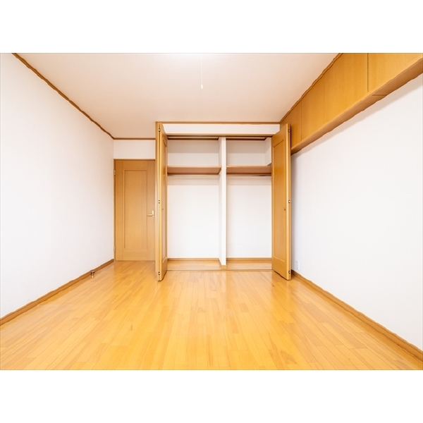 グランドパレス平野桜花庵 洋室約７．４畳
