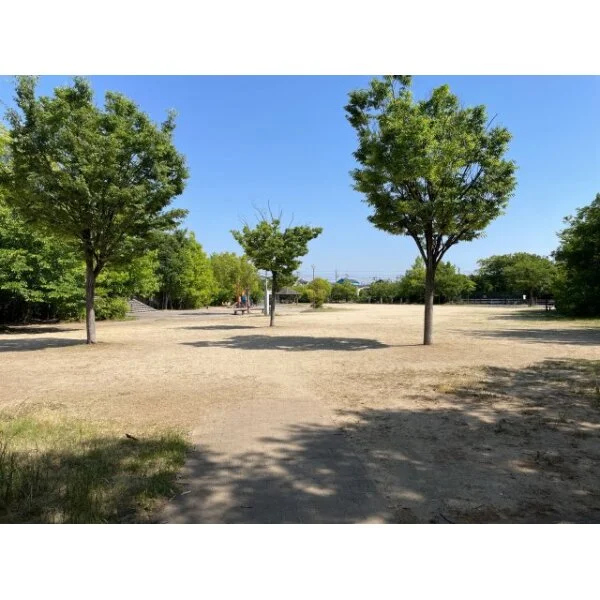 高槻市津之江北町 清水池公園(公園)まで約810m(徒歩11分)