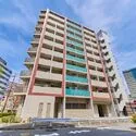 サンクタス横浜ｍｉｄ 横浜の伝統を表す赤レンガ調のタイルと近代的なきらめきを放つガラス手摺がアクセントの横浜邸宅スタイル