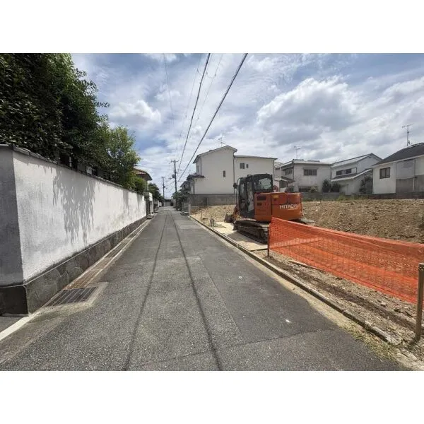 箕面市桜ケ丘3丁目 前面道路