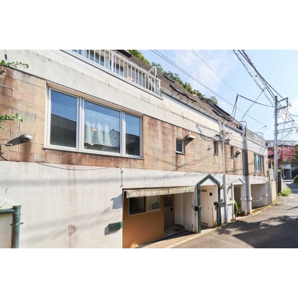 横浜市南区清水ケ丘 外観