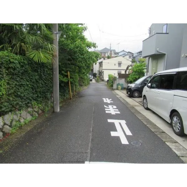 町田市玉川学園３丁目 前面道路２