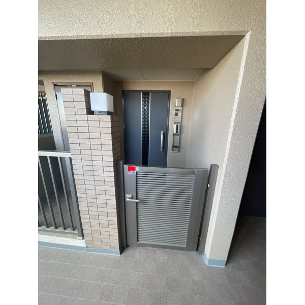 クレアシティ新石切 ポーチ