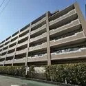 クレアーレ甲子園口 南東側から撮影したマンションの外観写真です。