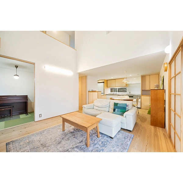 八幡市西山足立 LDK約20畳+畳コーナー約3.1畳