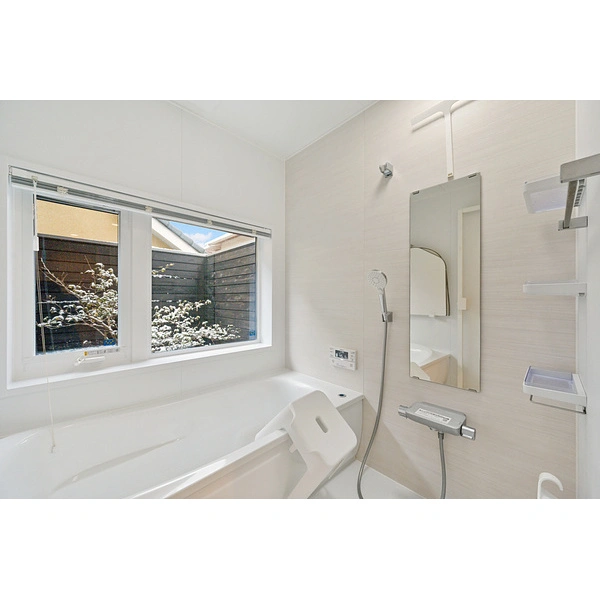 八幡市西山足立 浴室