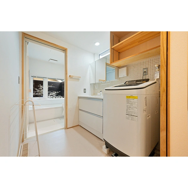 八幡市西山足立 洗面室+浴室