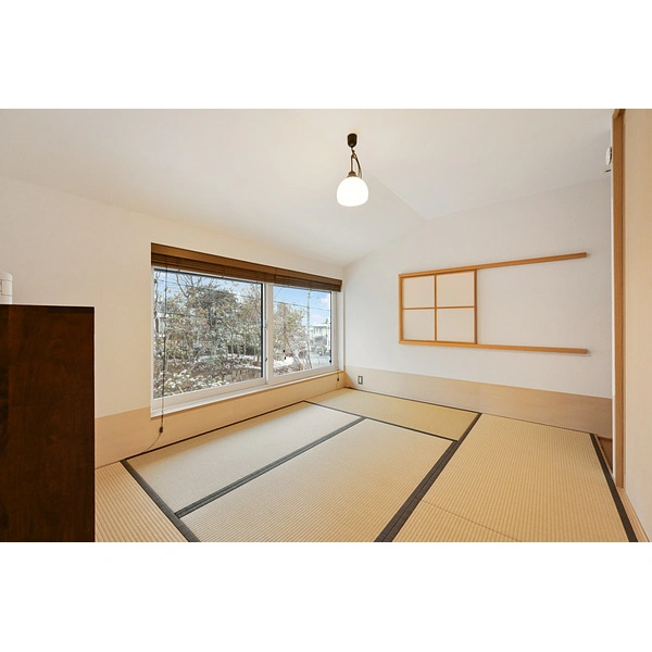 八幡市西山足立 和室約6畳